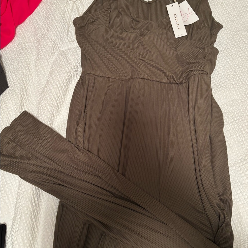 Gilli Olive Green Maxi Jumpsuit